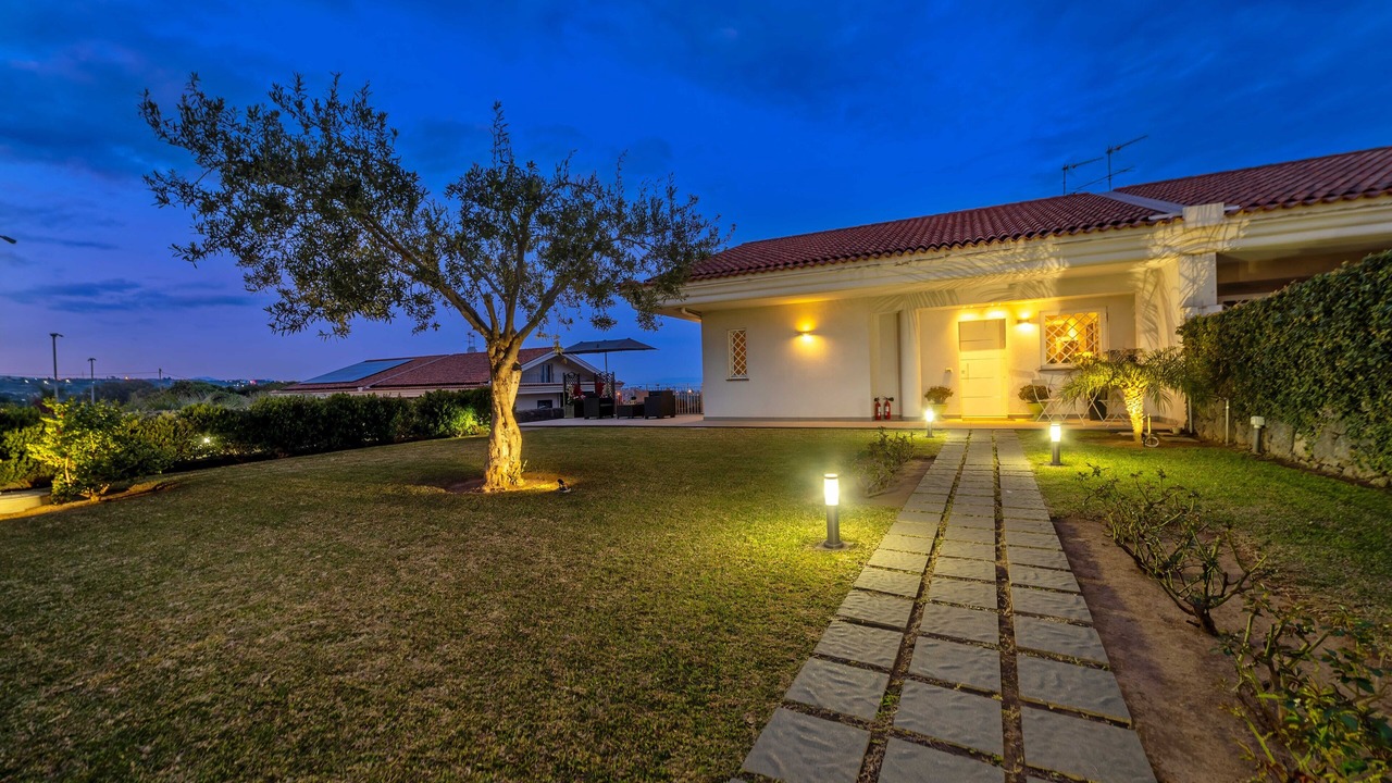 Photo of Outdoor in Aci Catena