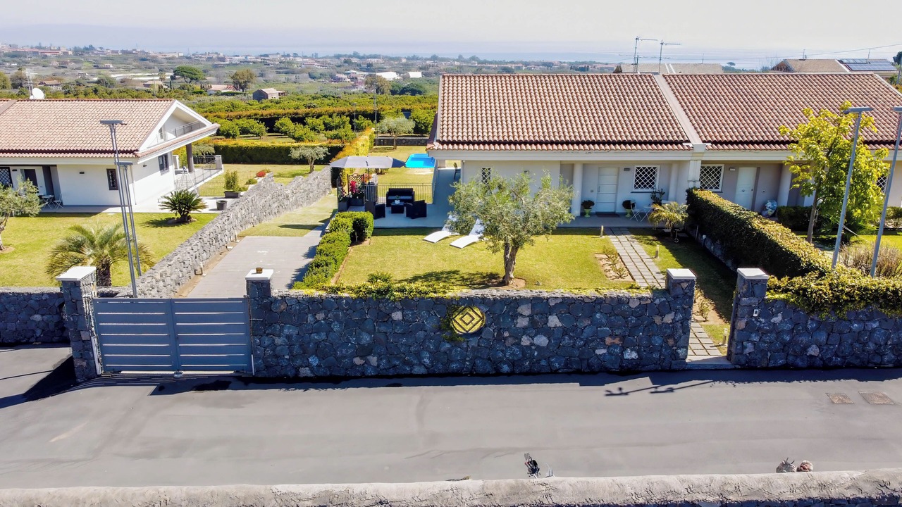 Photo of Outdoor in Aci Catena