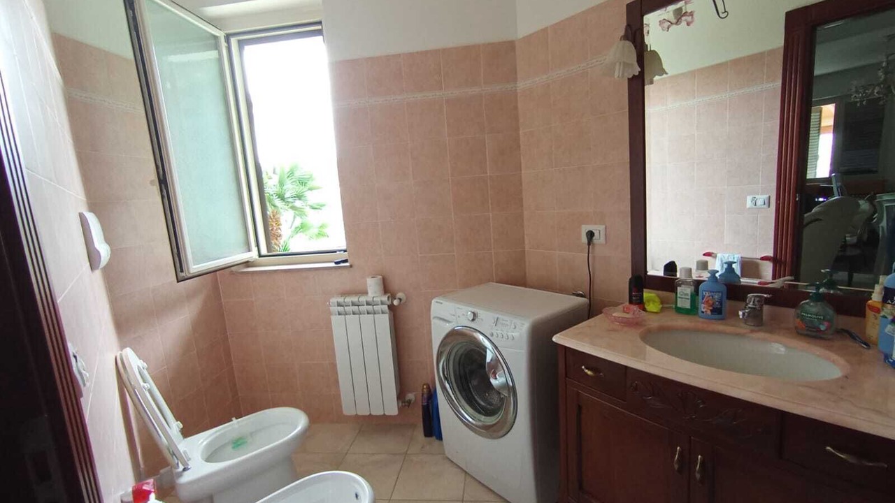 Photo of Bathroom in Furnari