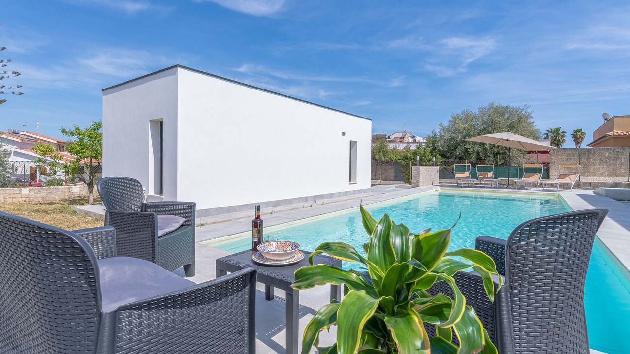 Photo of Outdoor in Avola