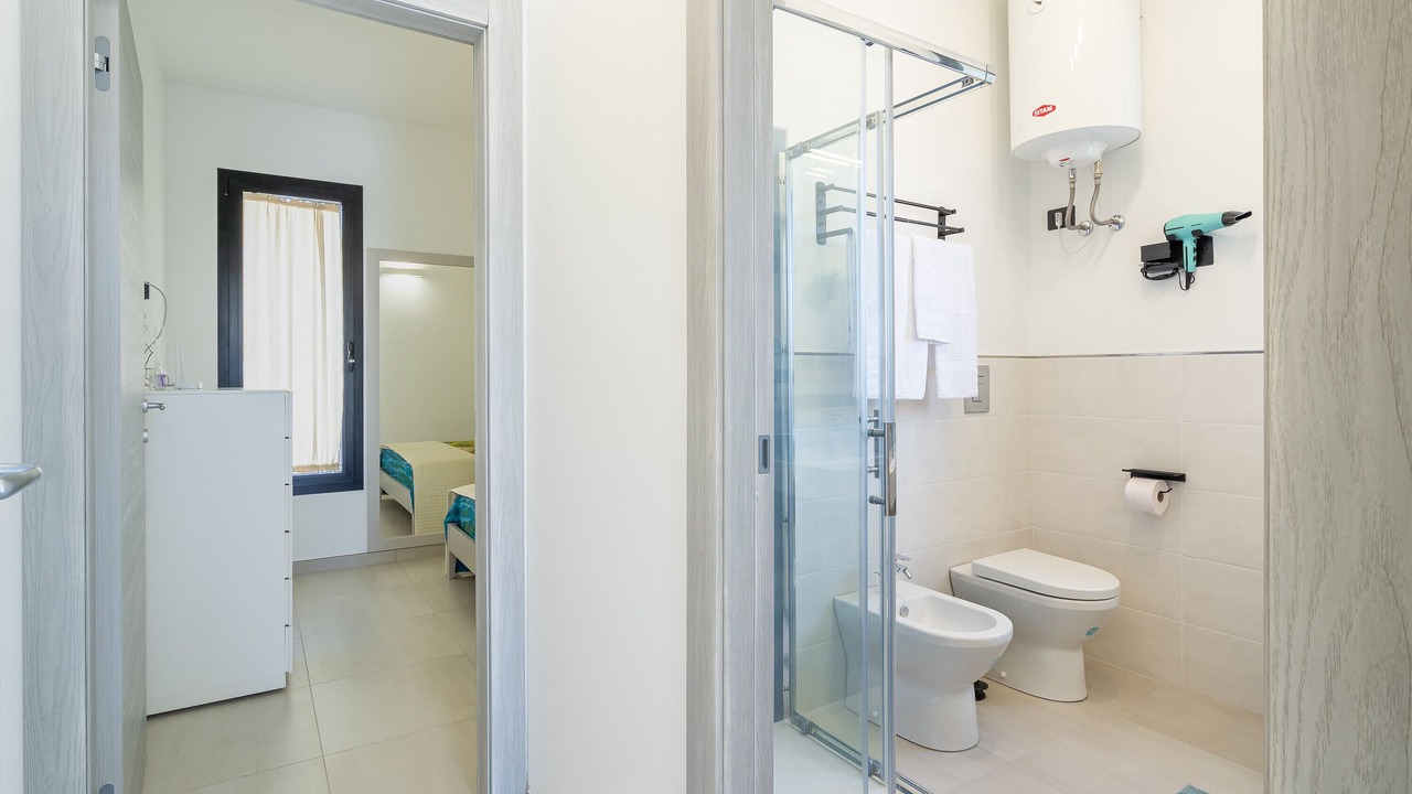 Photo of Bathroom in Avola