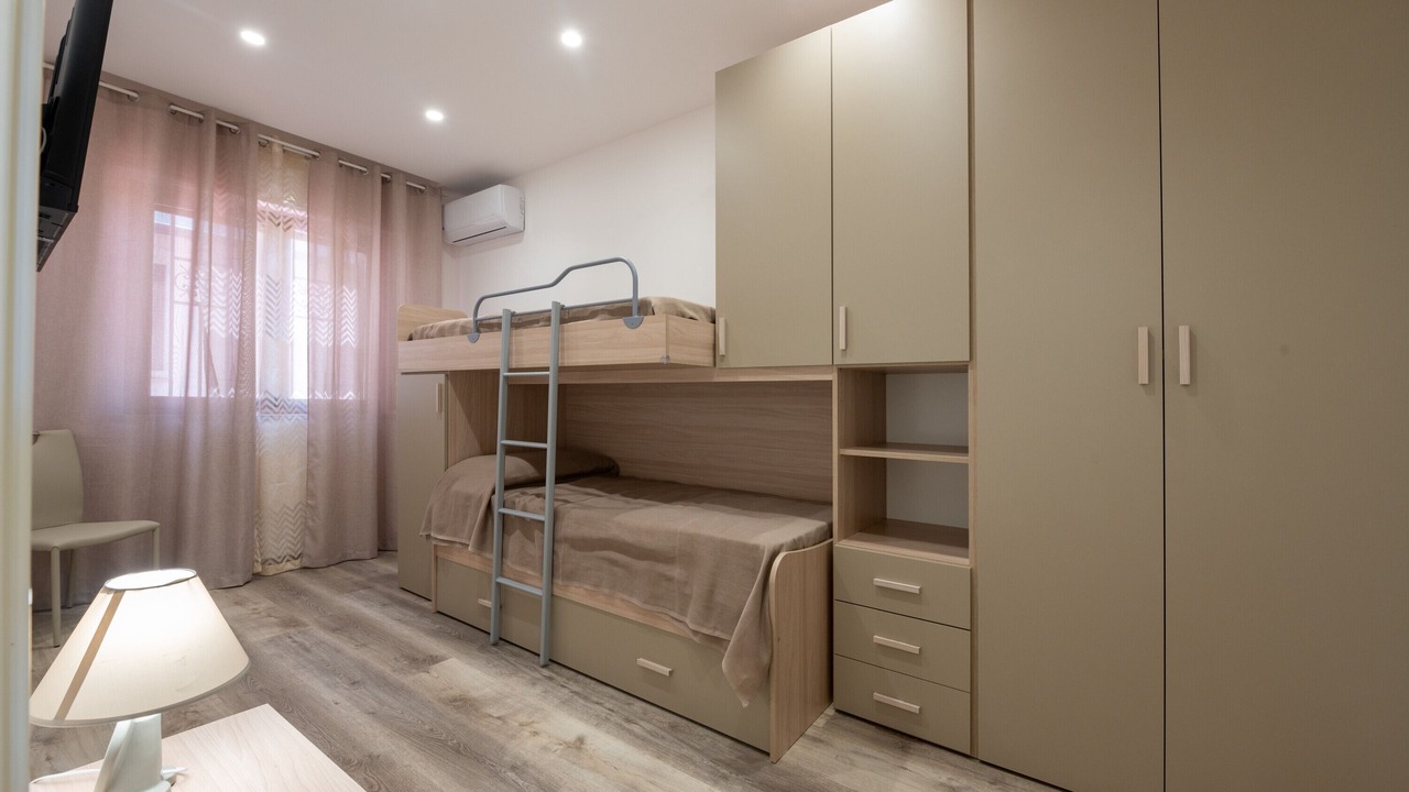 Photo of Bedroom in Torre Colonna-sperone
