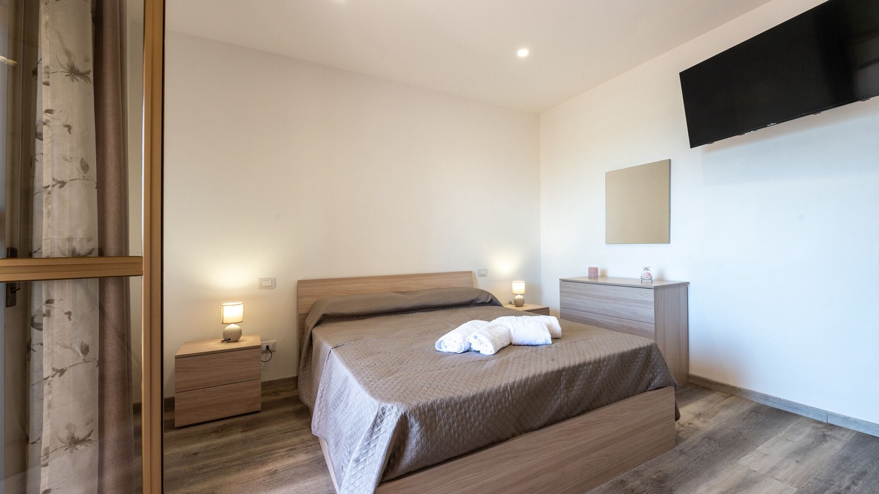 Photo of Bedroom in Torre Colonna-sperone