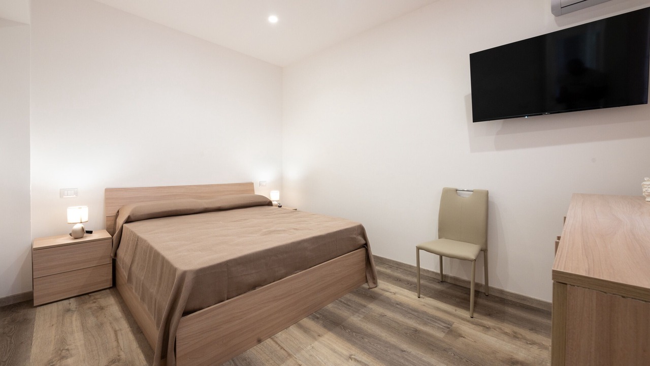 Photo of Bedroom in Torre Colonna-sperone