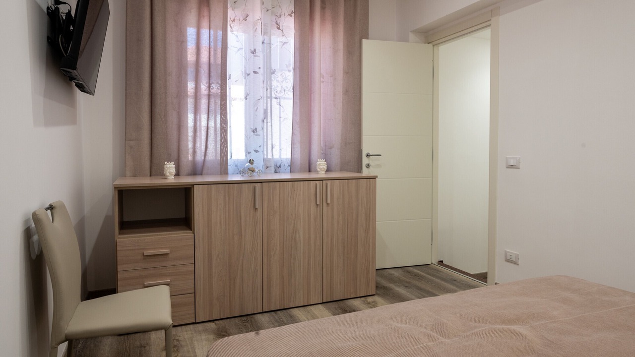Photo of Bedroom in Torre Colonna-sperone