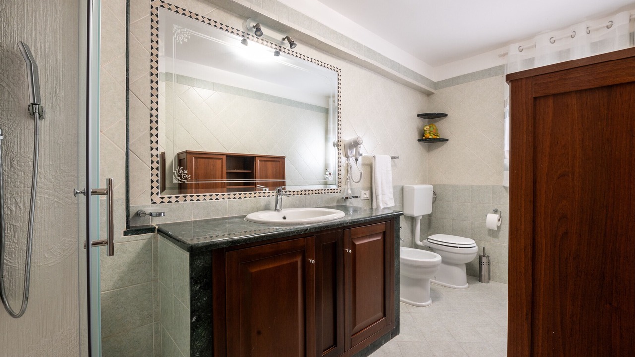 Photo of Bathroom in Torre Colonna-sperone