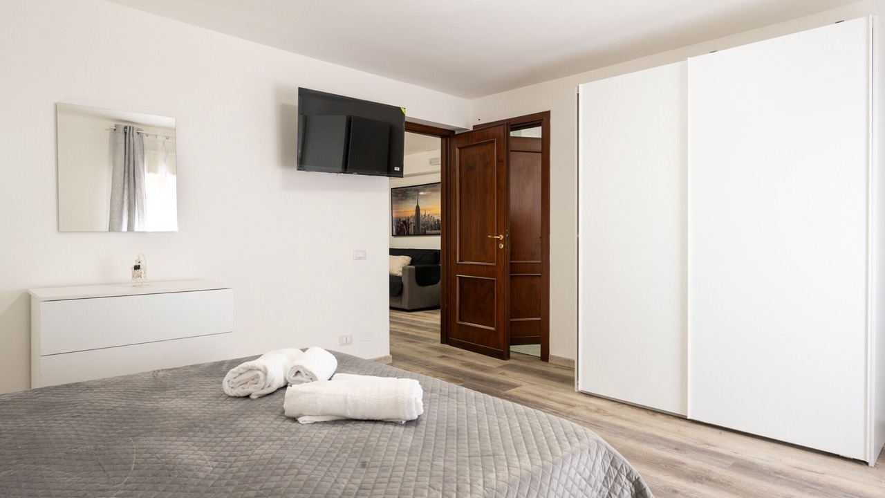 Photo of Bedroom in Torre Colonna-sperone