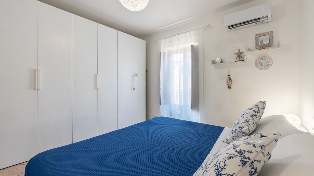 Photo of Bedroom in Old Town