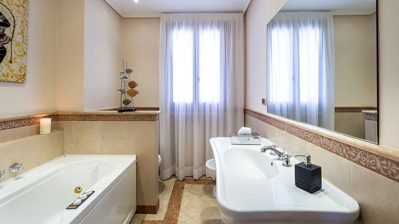 Photo of Bathroom in Syracuse