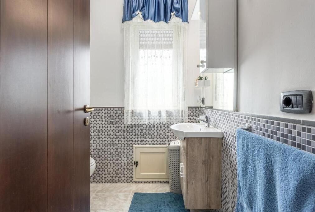 Photo of Bathroom in Carini