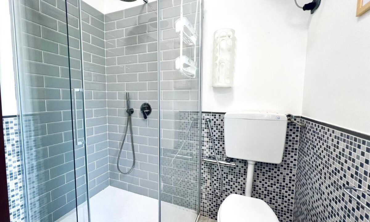 Photo of Bathroom in Carini