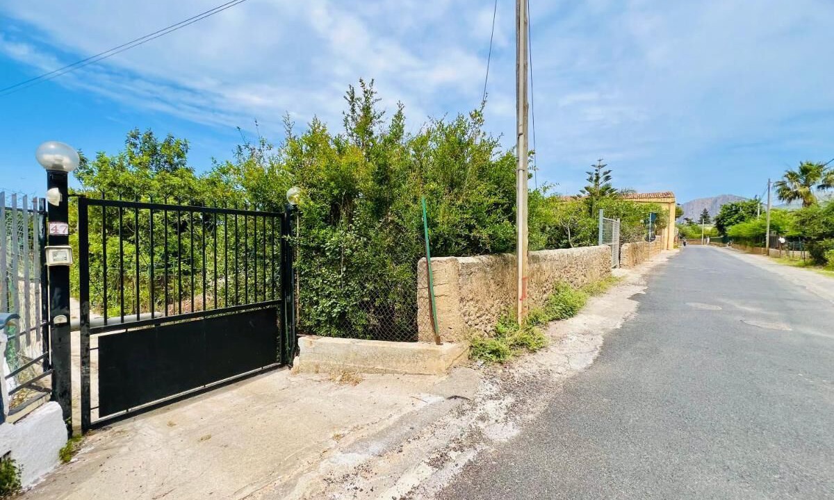 Photo of Outdoor in Carini