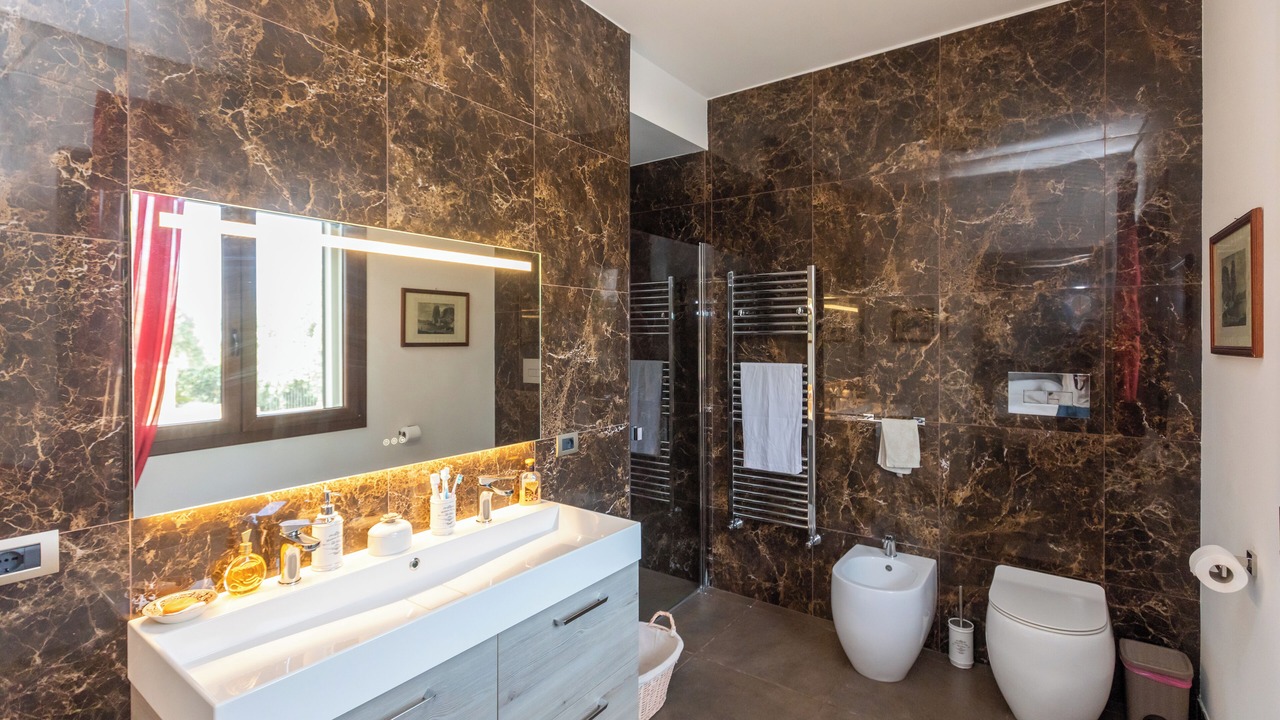 Photo of Bathroom in Belvedere