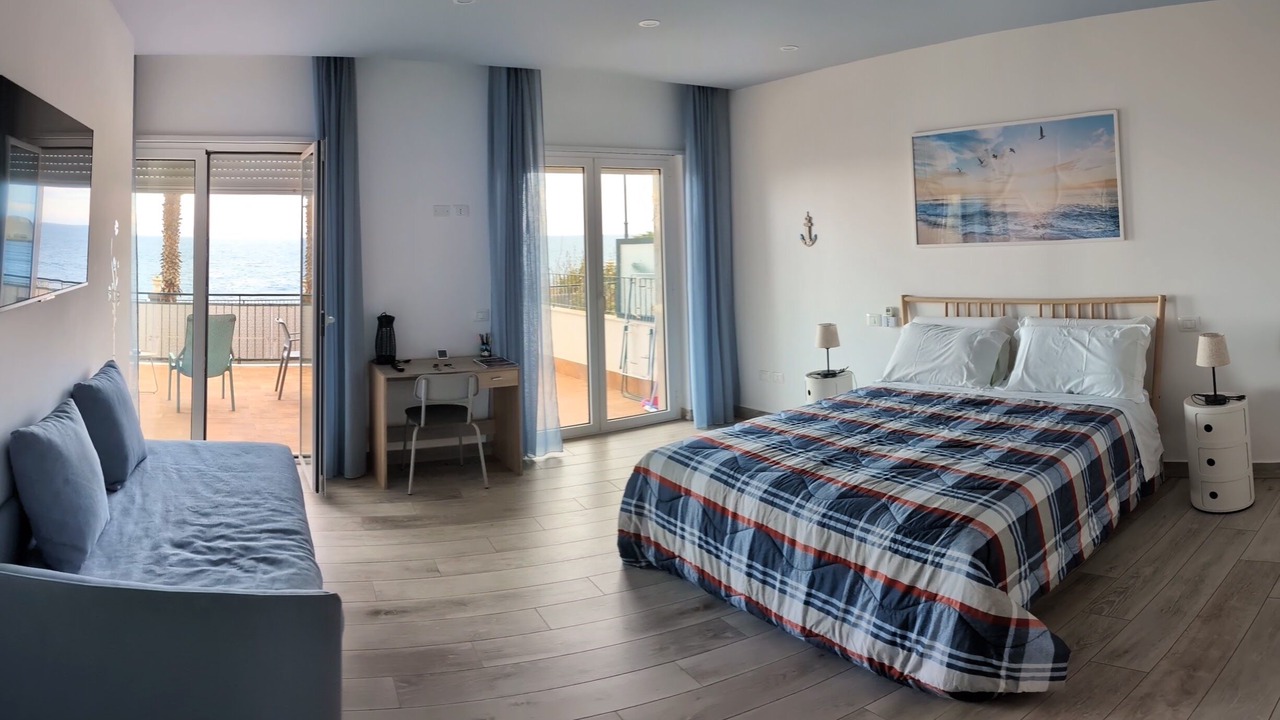 Photo of Bedroom in Aci Castello