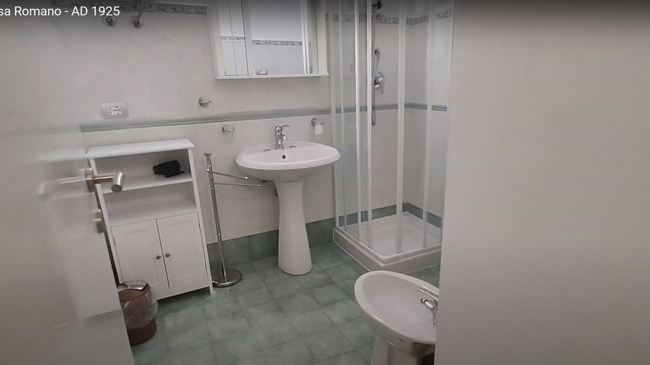 Photo of Bathroom in Patti