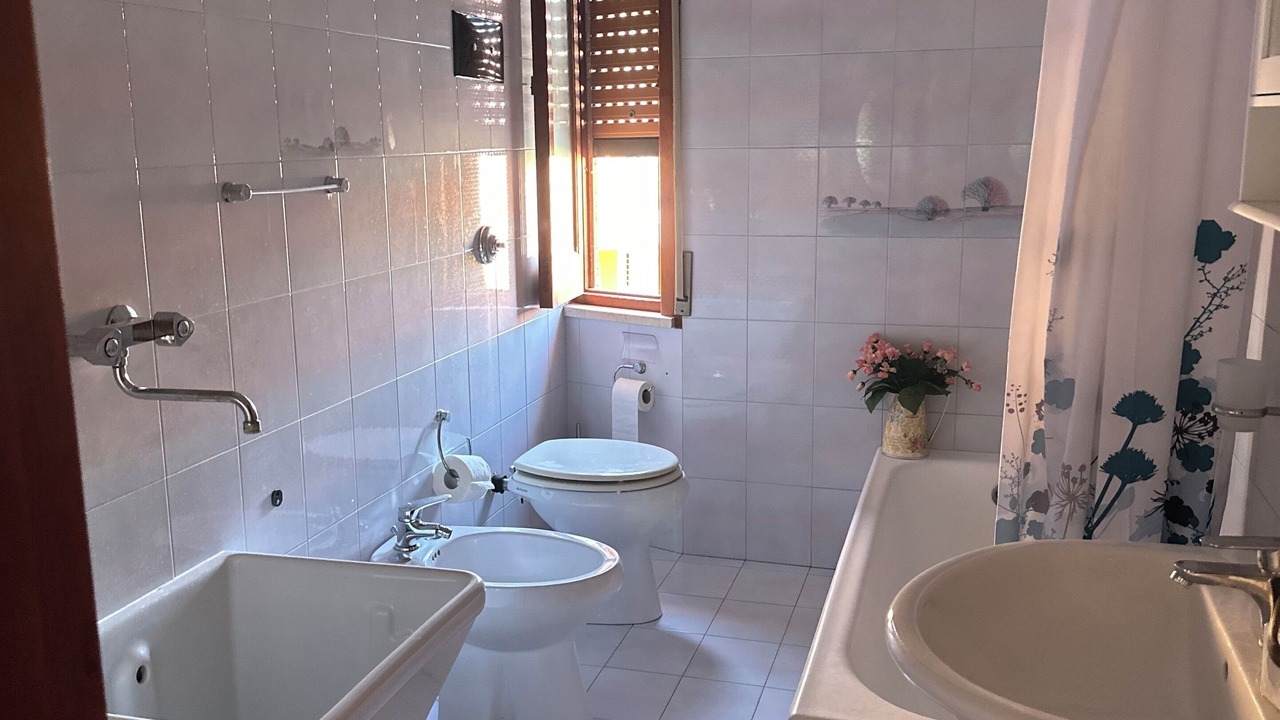 Photo of Bathroom in Barcellona Pozzo di Gotto