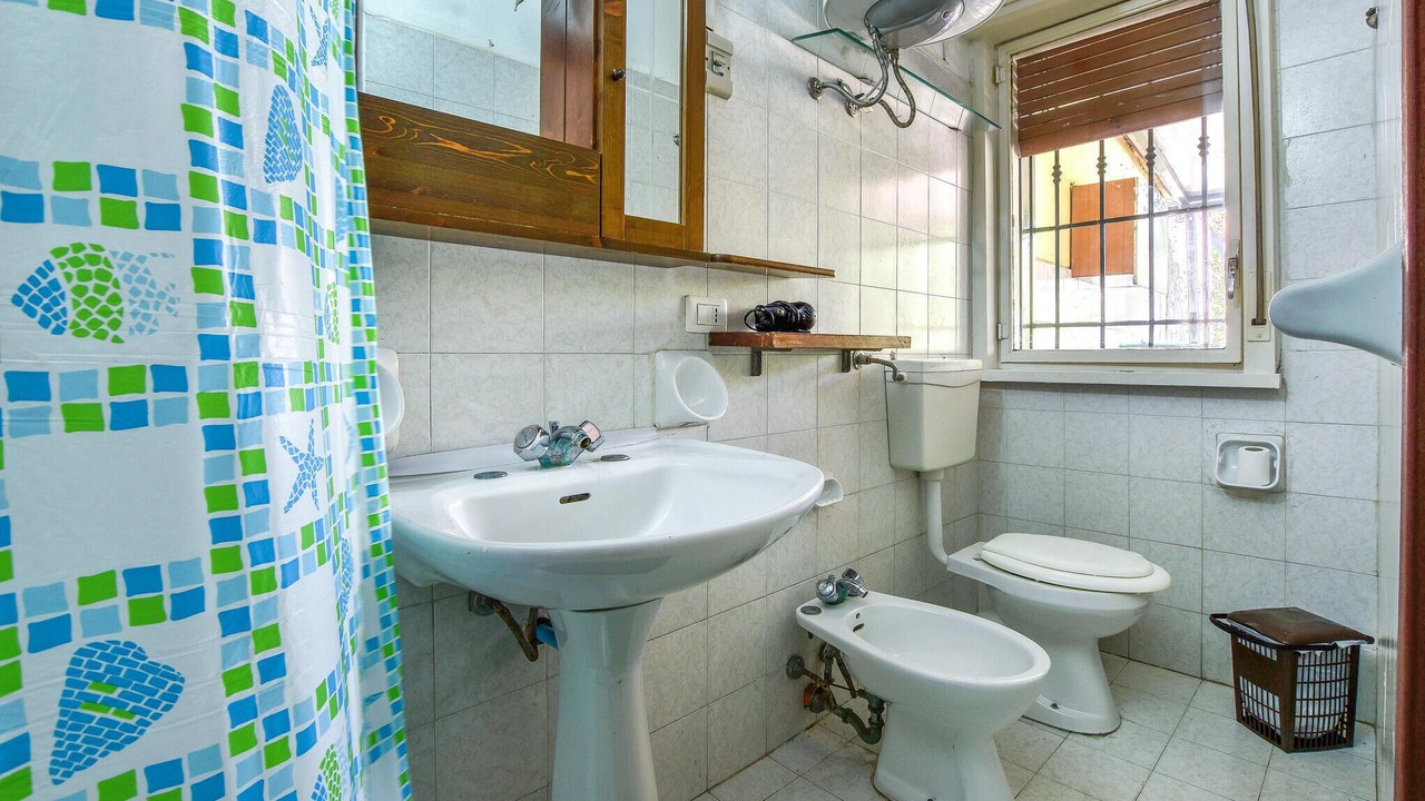 Photo of Bathroom in Contrada Pantano d'Arci