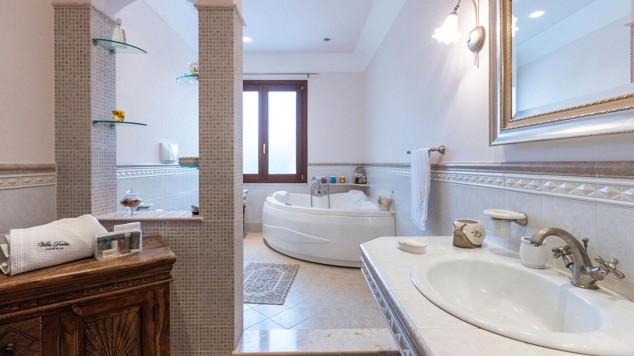 Photo of Bathroom in Partinico