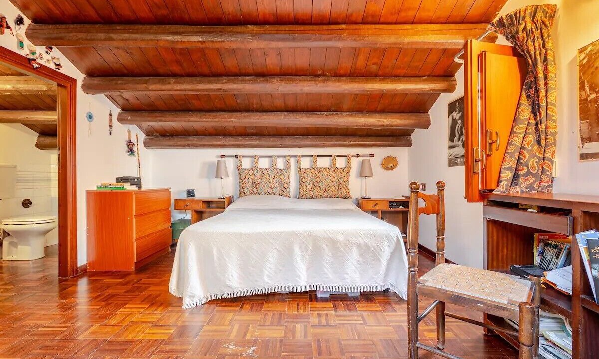 Photo of Bedroom in Torre Colonna-sperone