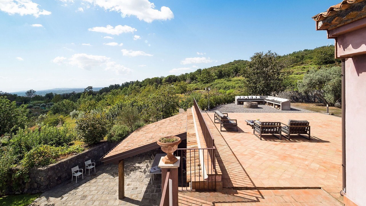 Photo of Patio Balcony in Milo