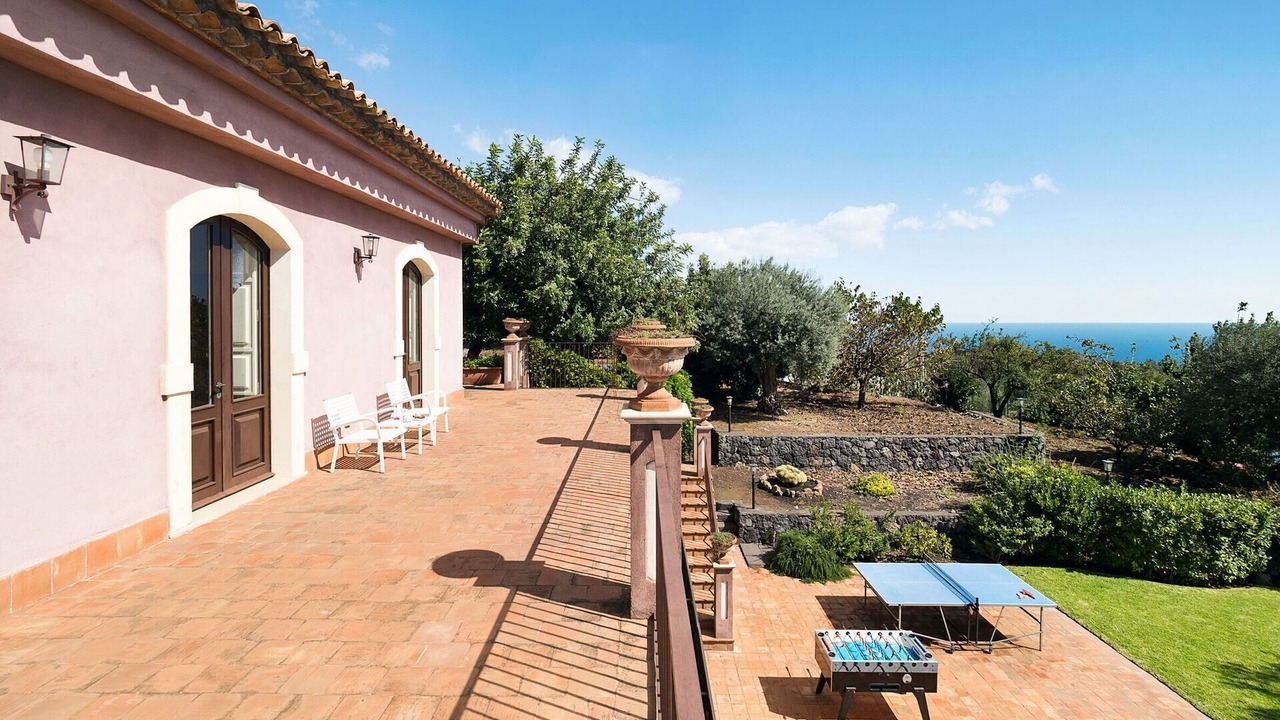Photo of Patio Balcony in Milo