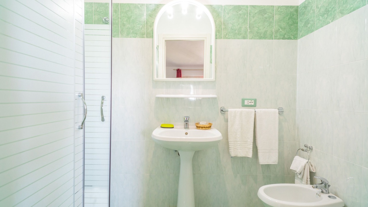 Photo of Bathroom in Calatabiano