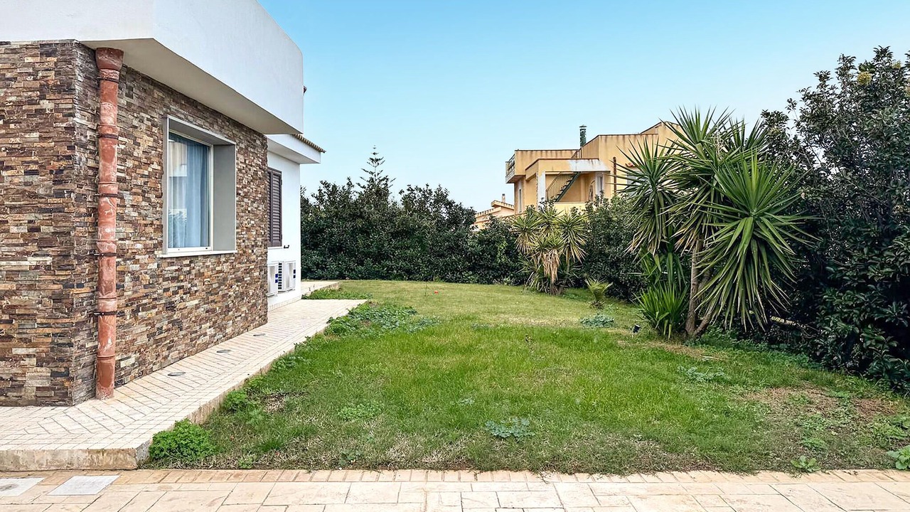 Photo of Others in Torre Colonna-sperone