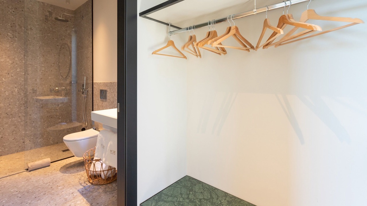 Photo of Bathroom in Avola