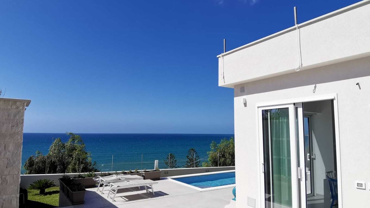 Photo of Patio Balcony in Sicily South Coast