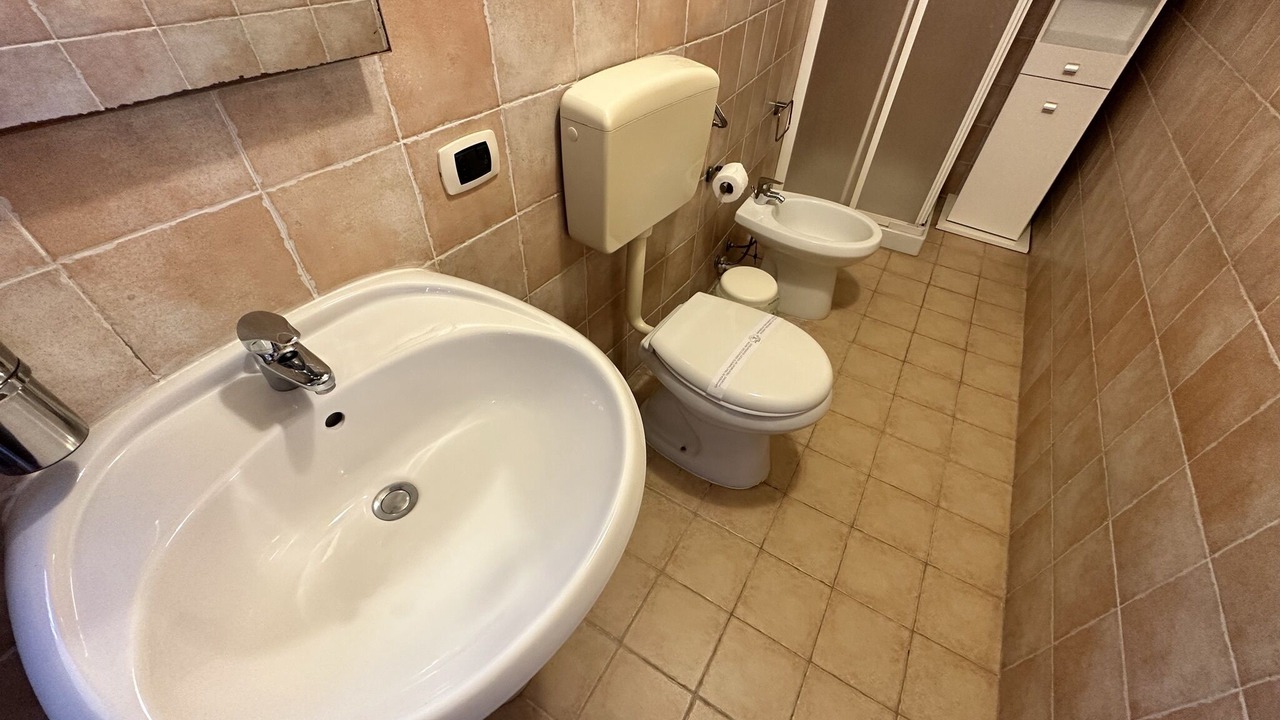 Photo of Bathroom in Gela