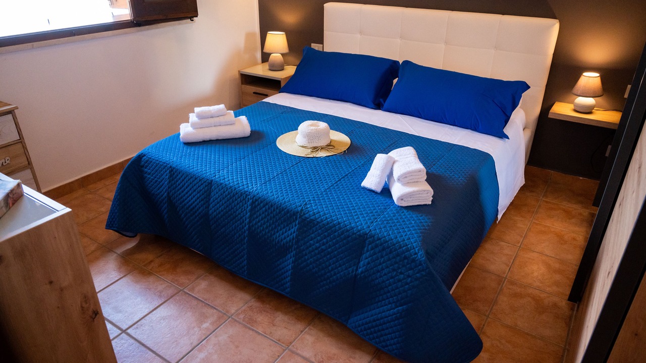 Photo of Bedroom in Torre Colonna-sperone
