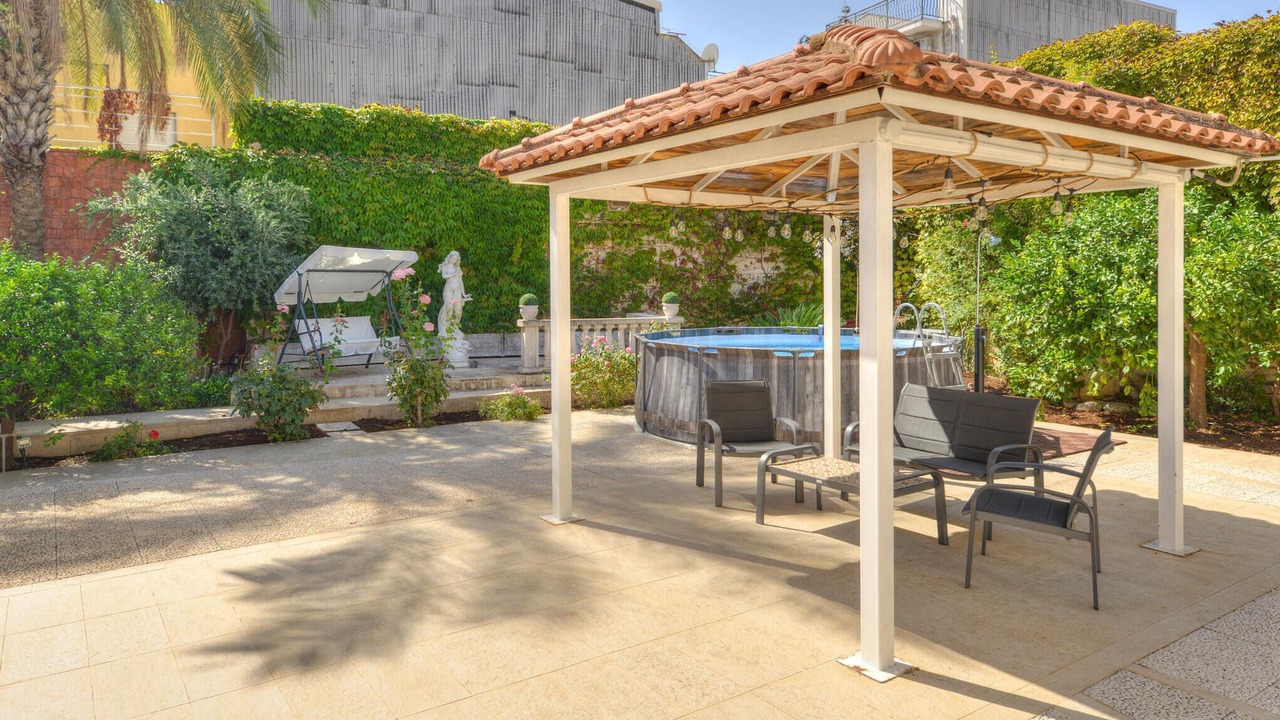 Photo of Outdoor in Floridia