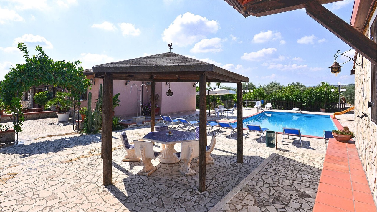 Photo of Outdoor in Solarino