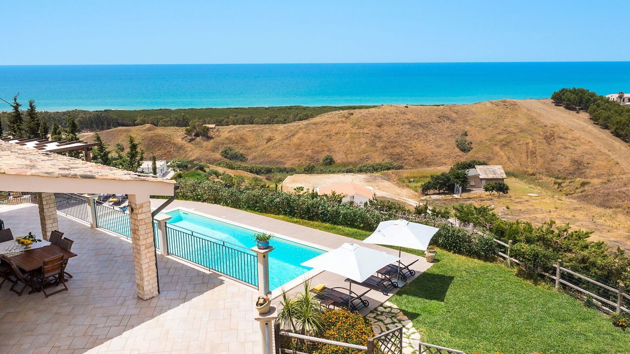 Photo of Patio Balcony in Montallegro