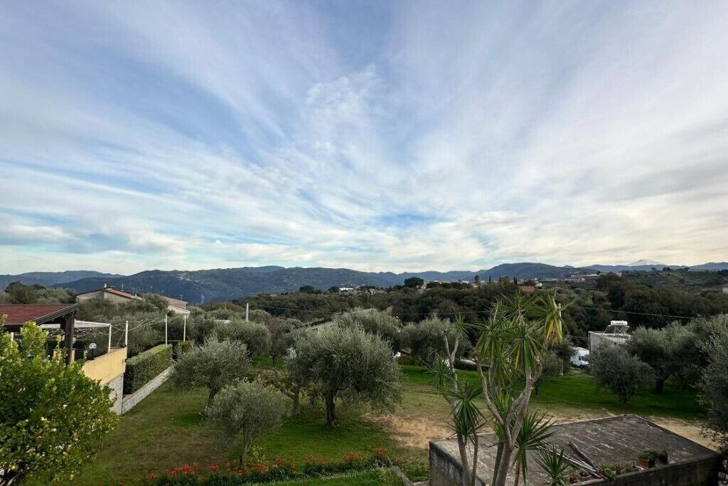 Photo of Outdoor in Naso