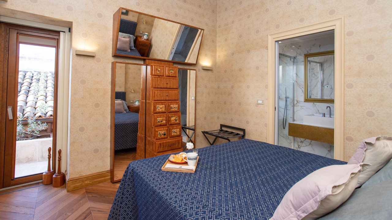 Photo of Bedroom in Noto Historic Centre