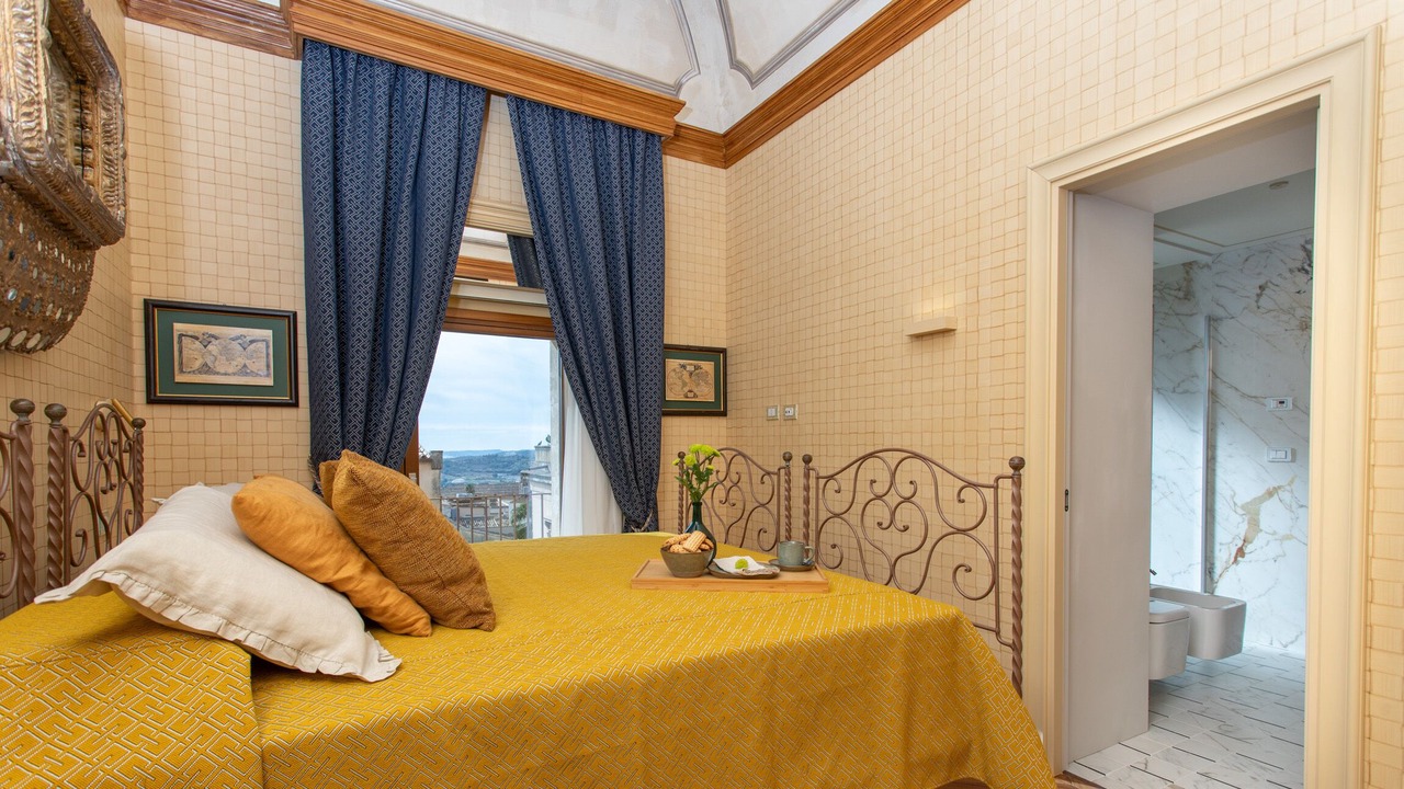 Photo of Bedroom in Noto Historic Centre
