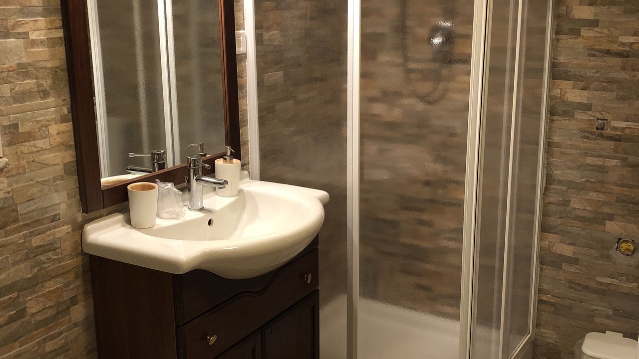 Photo of Bathroom in Ognina