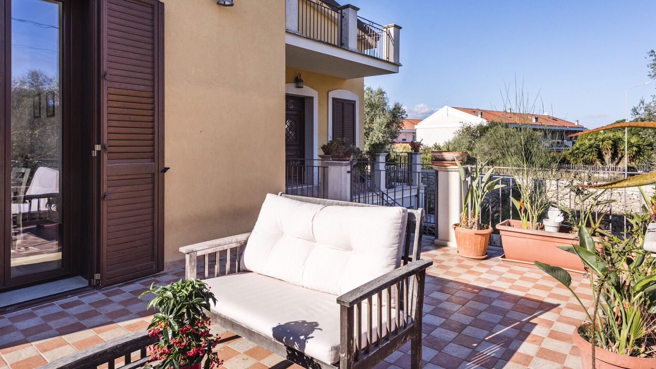 Photo of Patio Balcony in Tiche