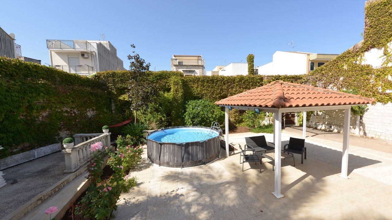 Photo of Patio Balcony in Floridia