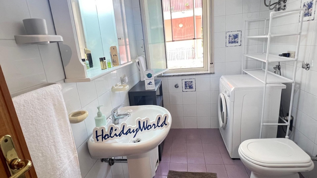 Photo of Bathroom in Oliveri
