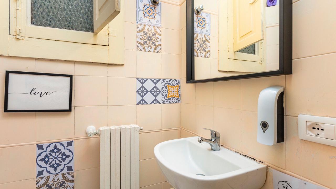 Photo of Bathroom in Picanello-Ognina-Barriera-Canalicchio