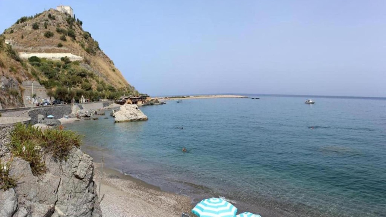 Photo of Others in Capri Leone