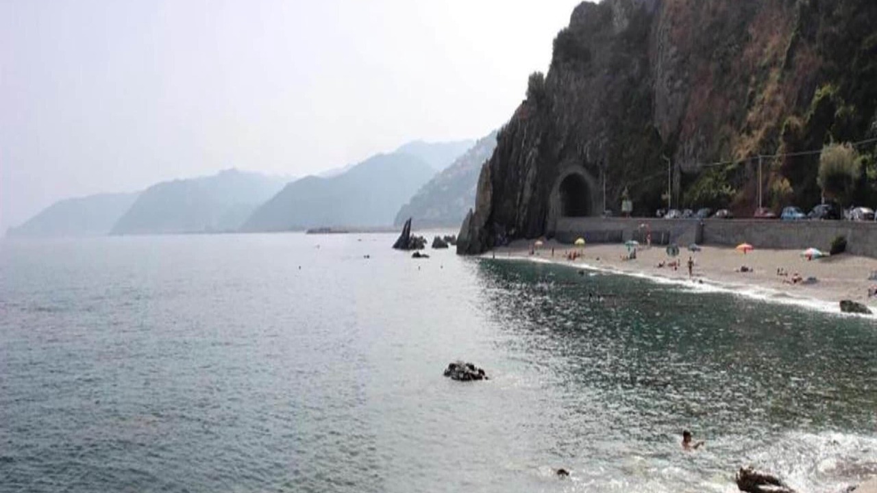 Photo of Others in Capri Leone