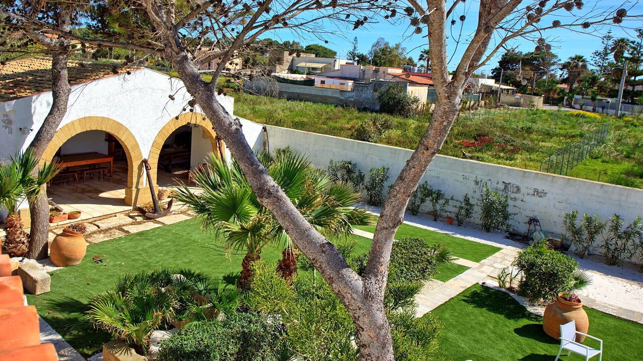 Photo of Outdoor in Lido Marausa