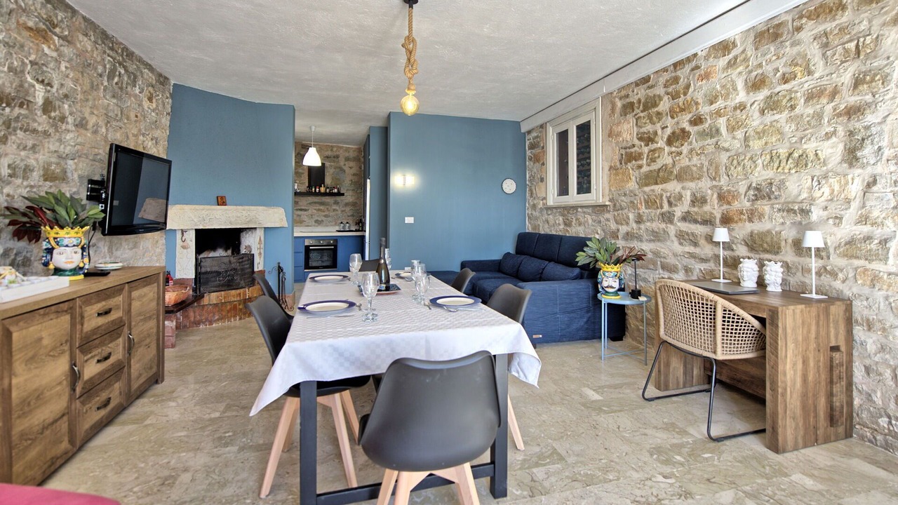 Photo of Bedroom in Lido Marausa