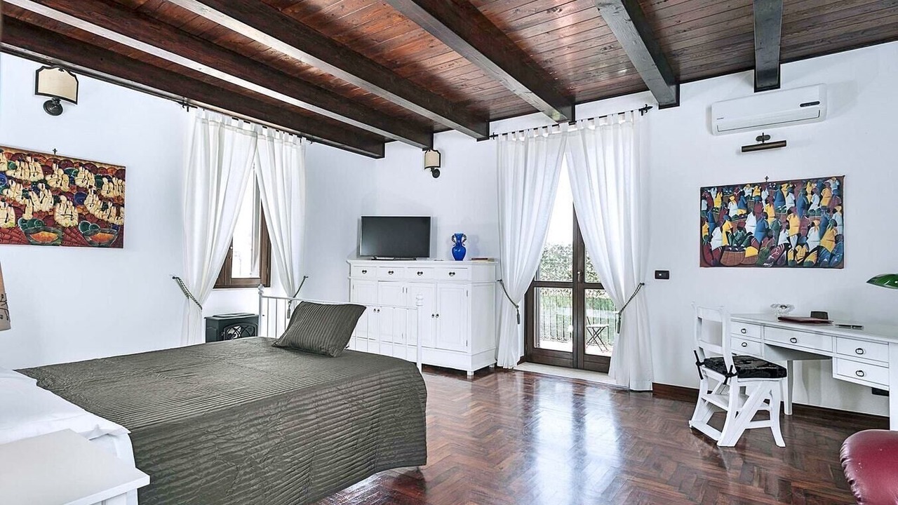 Photo of Bedroom in San Corrado di Fuori