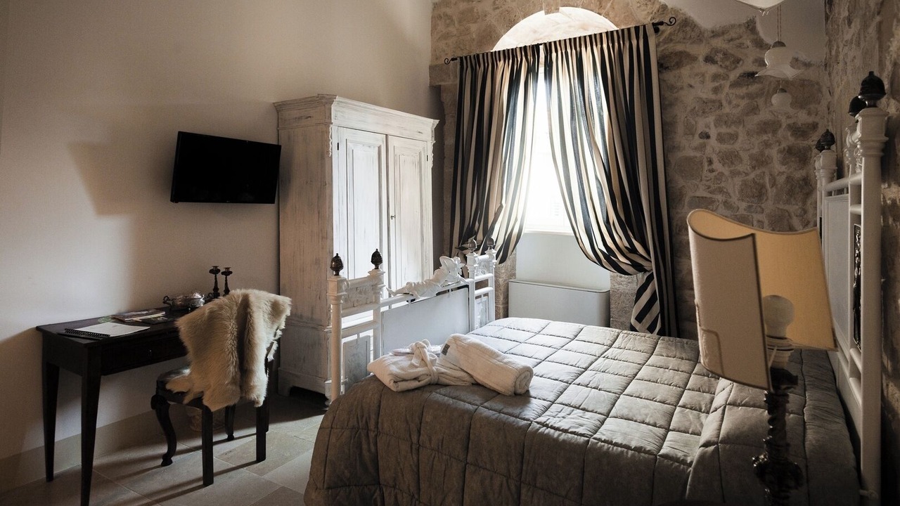 Photo of Bedroom in Palazzolo Acreide Historic Centre