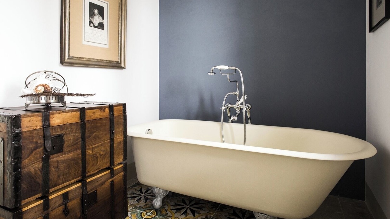 Photo of Bathroom in Palazzolo Acreide Historic Centre
