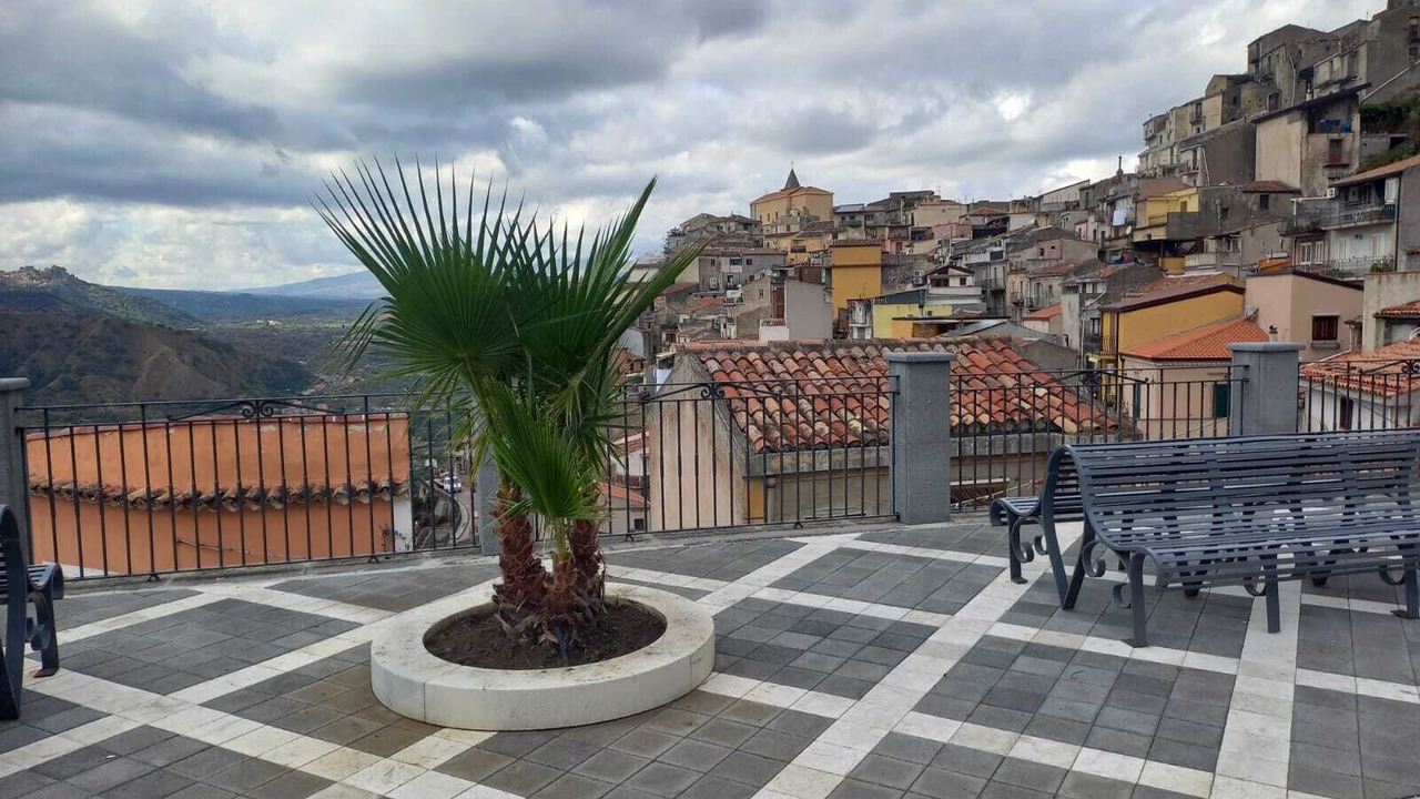 Photo of Patio Balcony in Motta Camastra
